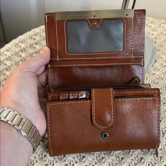 Patricia Nash Embossed Leather Wallet - Picture 6 of 9